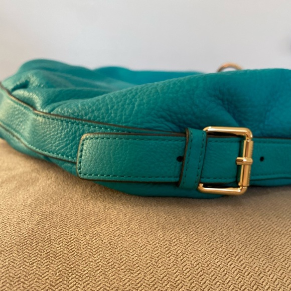 ♥️Preloved♥️ Vince Camuto Turquoise Cris-SA Group Satchel - Picture 6 of 16